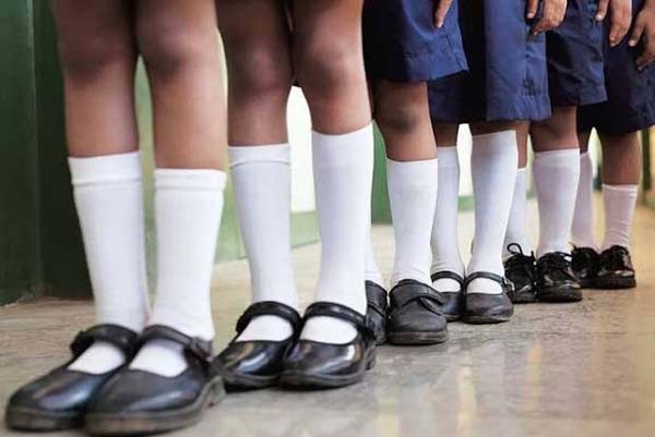 ಸರ್ಕಾರಿ ಶಾಲೆಯ ಮಕ್ಕಳಿಗೆ ಈ ಬಾರಿ ಶೂ ಬದಲು ಚಪ್ಪಲಿ! ಈ ನಿರ್ಧಾರ ಯಾಕೆ?